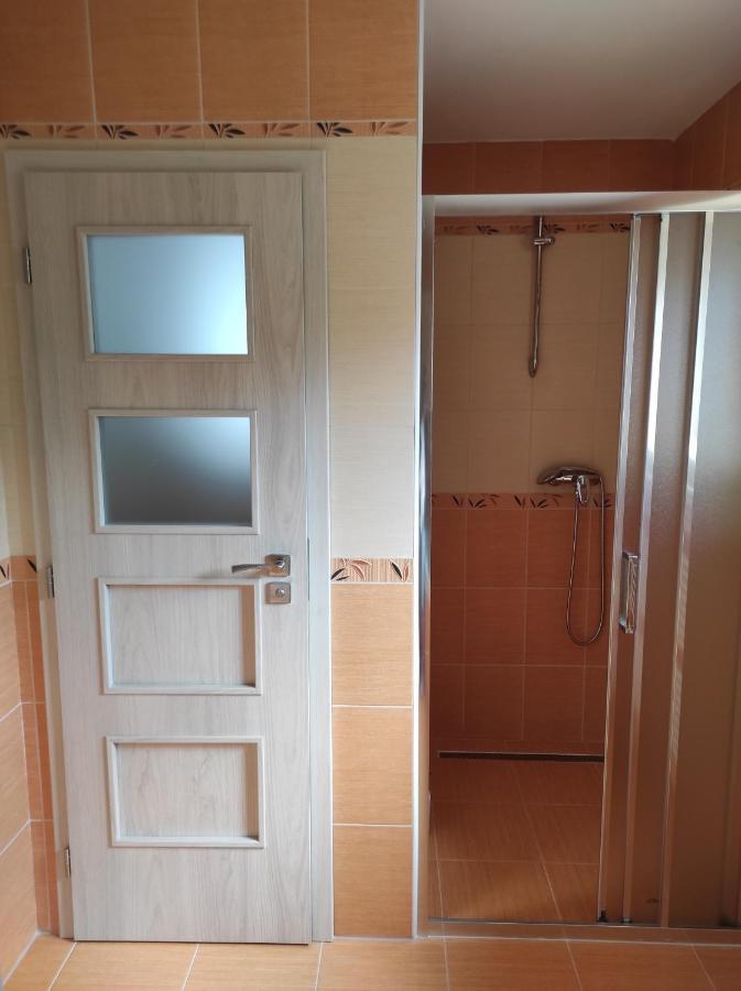 Domecek U Lesa Villa Humpolec Buitenkant foto